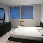 Paris Par Trains, Area, Avec Salle De Bain Et Kitchenette Privees, Ou, Avec Salles Bain Et Cuisines Communes Aparthotel
